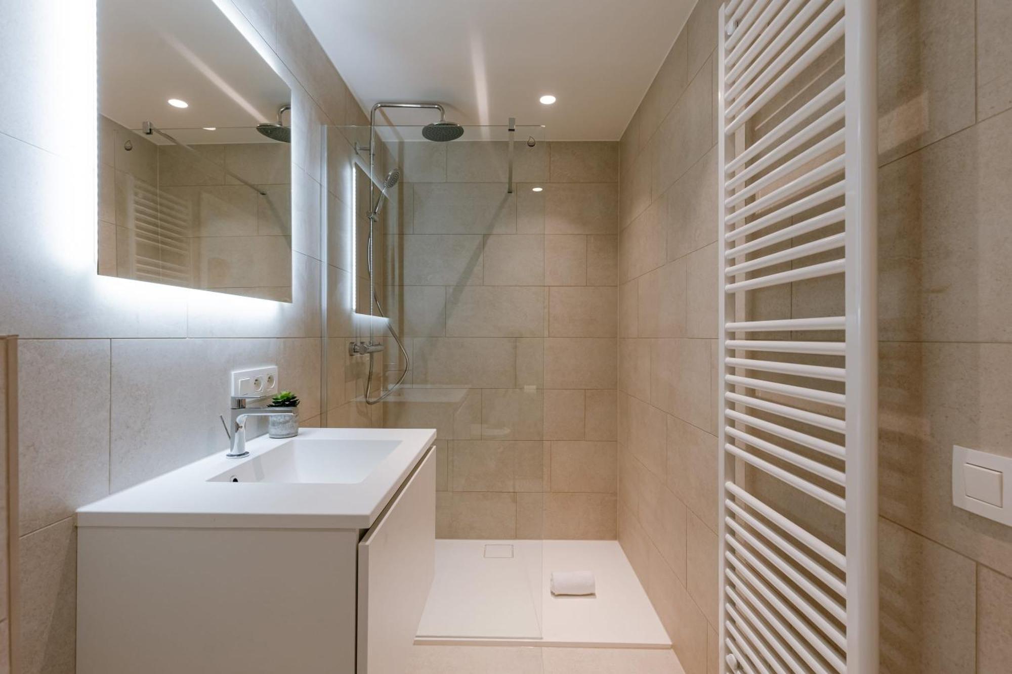 Appartement Huswell - New Overlooking The Yacht Harbor With Parking Oostende